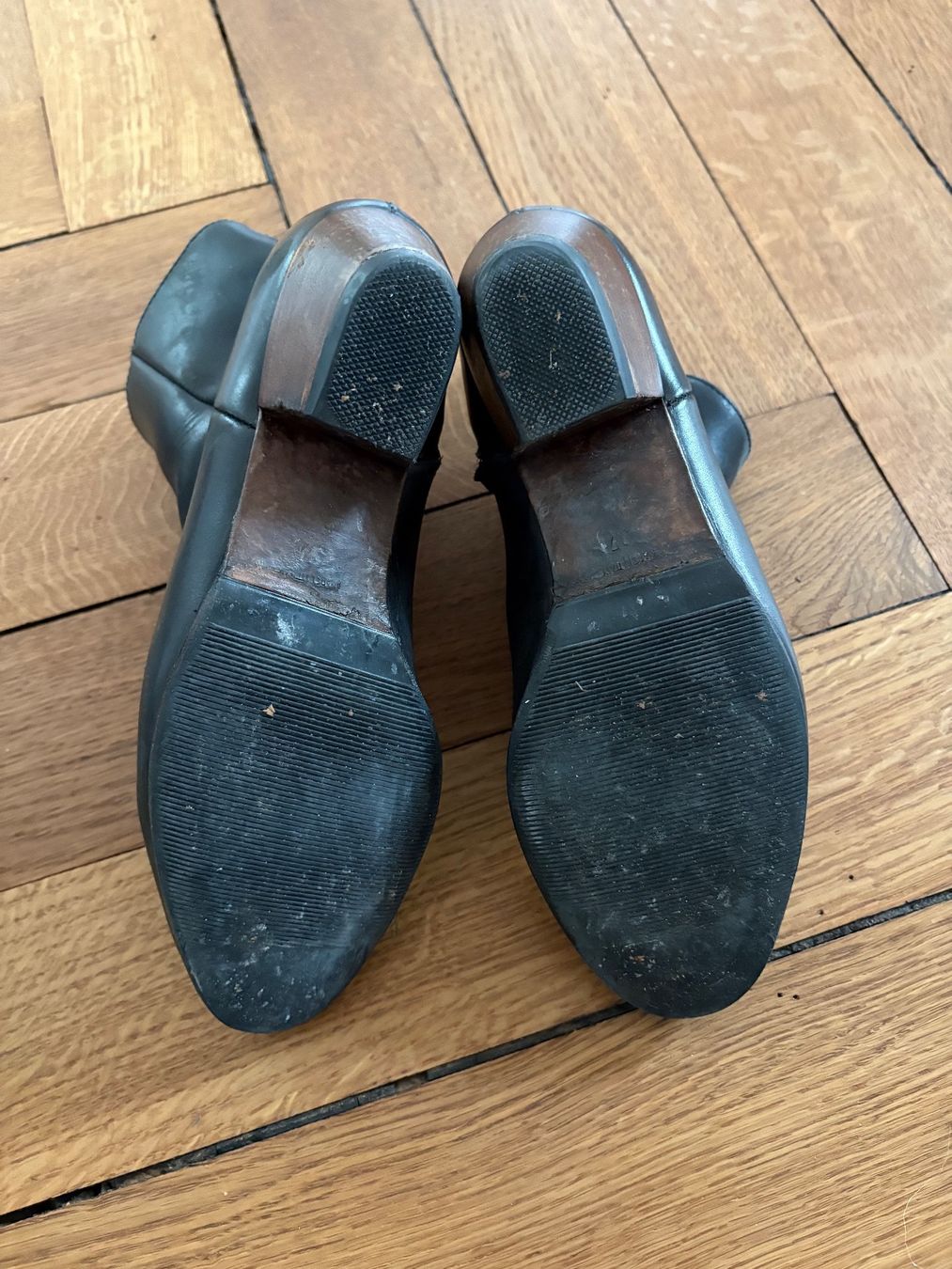 Scarpe da donna: Stiefeletten von WOMAN BY COMMON PROJECTS Gr.37 – Usato da Zürich venduto da triangular 7