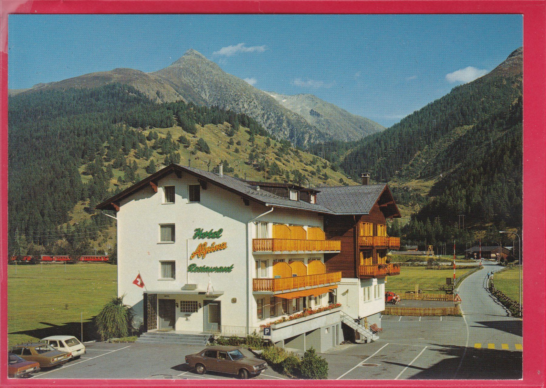 Cartoline postali: ULRICHEN, HOTEL RESTAURANT ALPINA – Usato da Oberrieden venduto da Gebirgsstelze