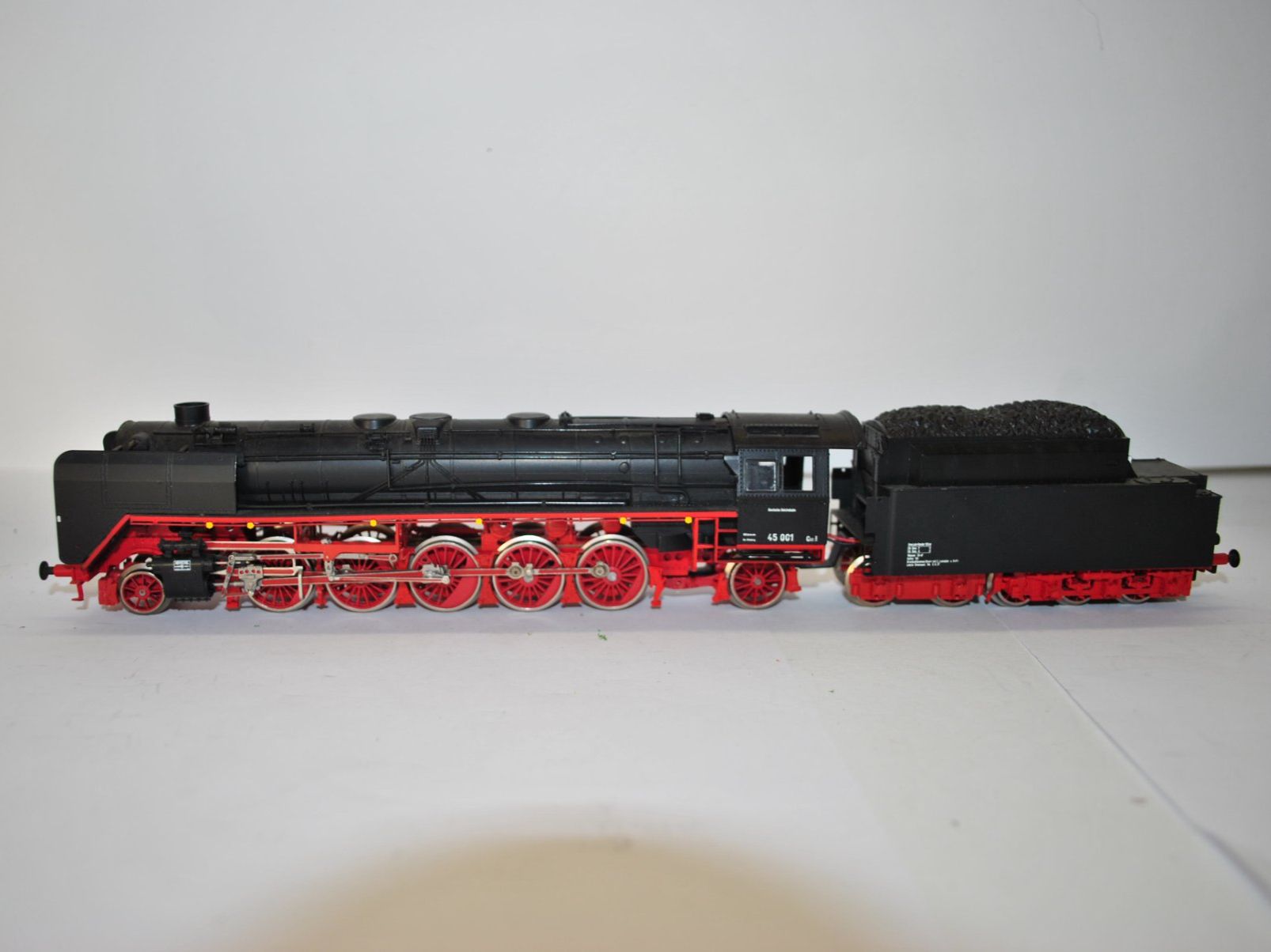 Liliput Modellini di ferrovie: Liliput Dampflok DR (EJV020) – Usato da Aarwangen venduto da Leg_10439 1