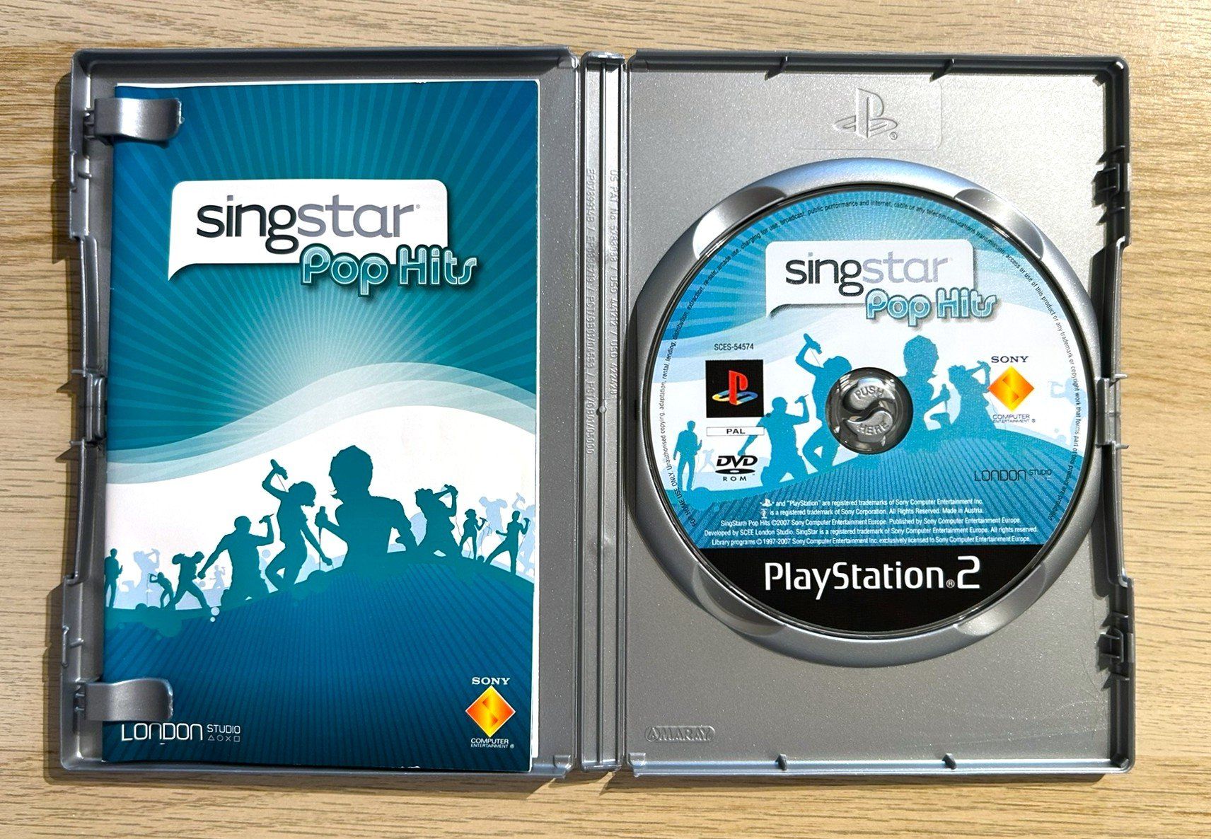 Sony Giochi: Singstar Pop Hits PS2 – Usato da St. Gallen venduto da Alpine.Arcade 2