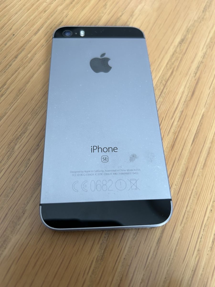Apple Handys / Smartphones: iPhon SE – Gebraucht aus Heiligkreuz (Mels) von Maedems5