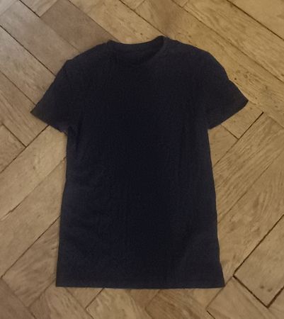 Schwarzes T-Shirt, Grösse M - Basic für jeden Tag!