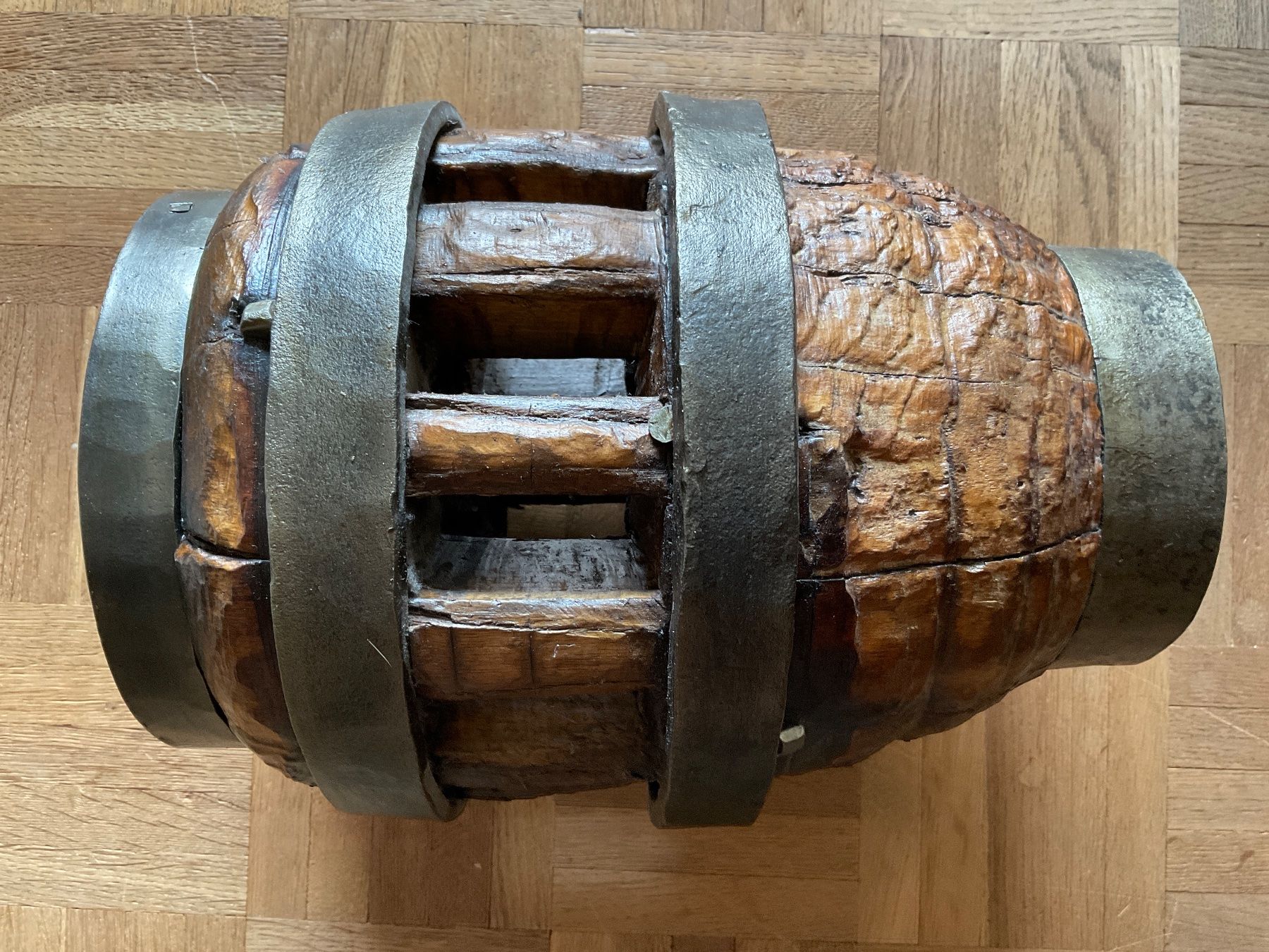 Sculptures & Statues: SCHÖNE RADNABE HÖHE 28 CM DURCHMESSER 21 CM – D'occasion à Rüti ZH par hondasepp 1