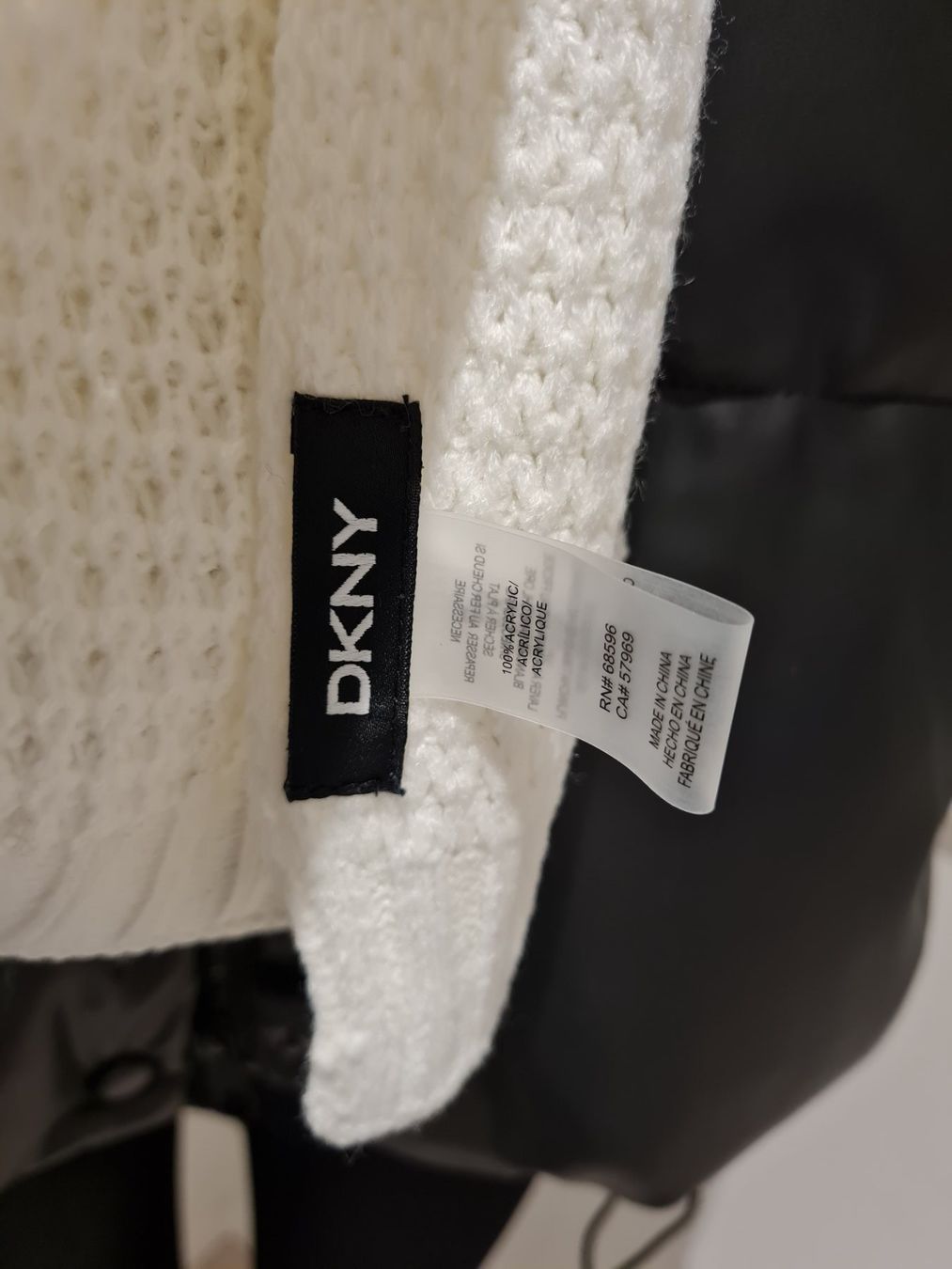 Guanti & manicotti: Mütze, Schal  & Handschuhe DKNY – Nuovo e nell'imballaggio originale da Schaffhausen venduto da Catboot01 3