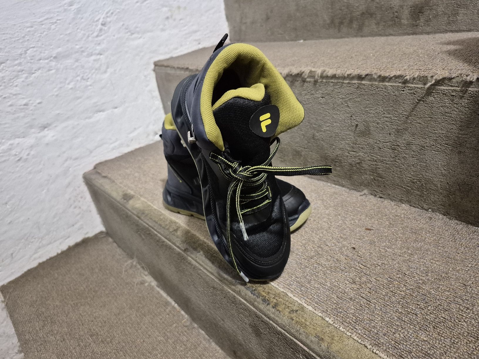 Schuhe für Jungen: Winterschuhe  – Gebraucht aus Winterthur von Lumi11 1