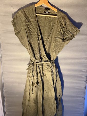 C&A Leinenkleid Wickelkleid Khaki Gr. XL 100% Leinen
