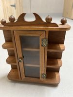 Wandschrank Holz mit Vitrinentür akzeptabler Zustand
