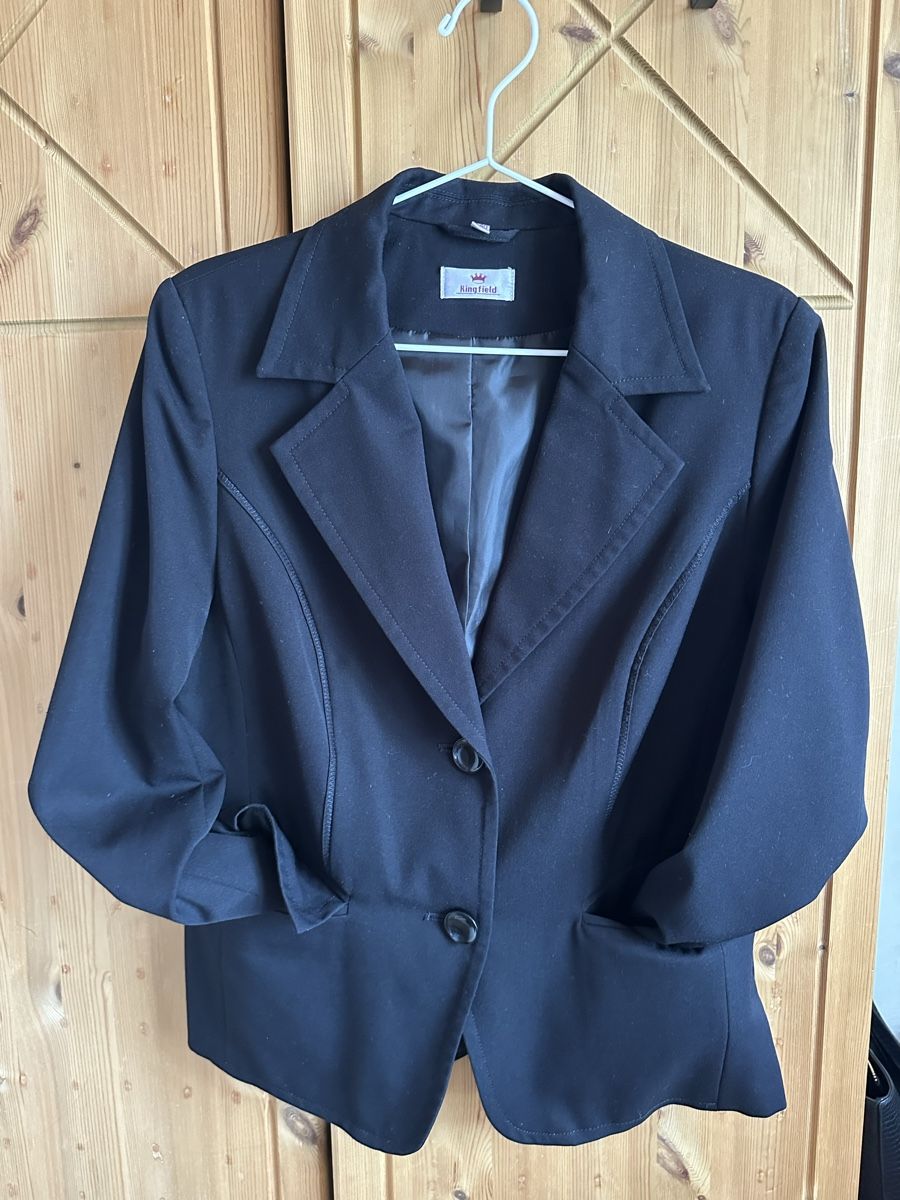 Jacken: Schwarzer Blazer, Grösse 40, zeitloser Klassiker! – Neu (gemäss Beschreibung) aus Hergiswil NW von kaufe_at_kaufmann 2