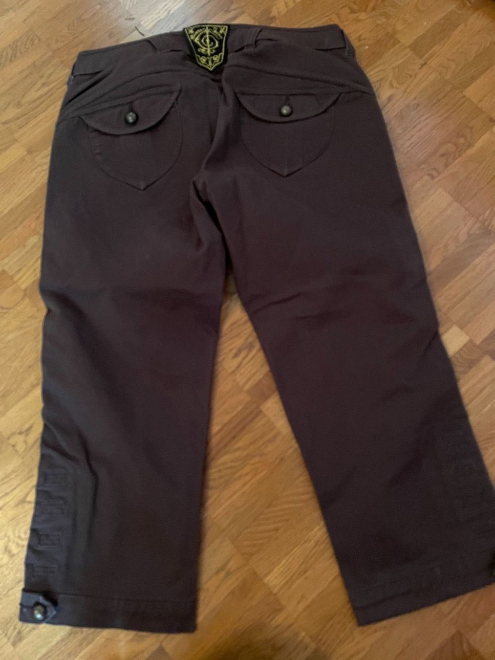 Guess Pantaloni: Guess – Nuovo (secondo la descrizione) da Pully venduto da Kalissa
