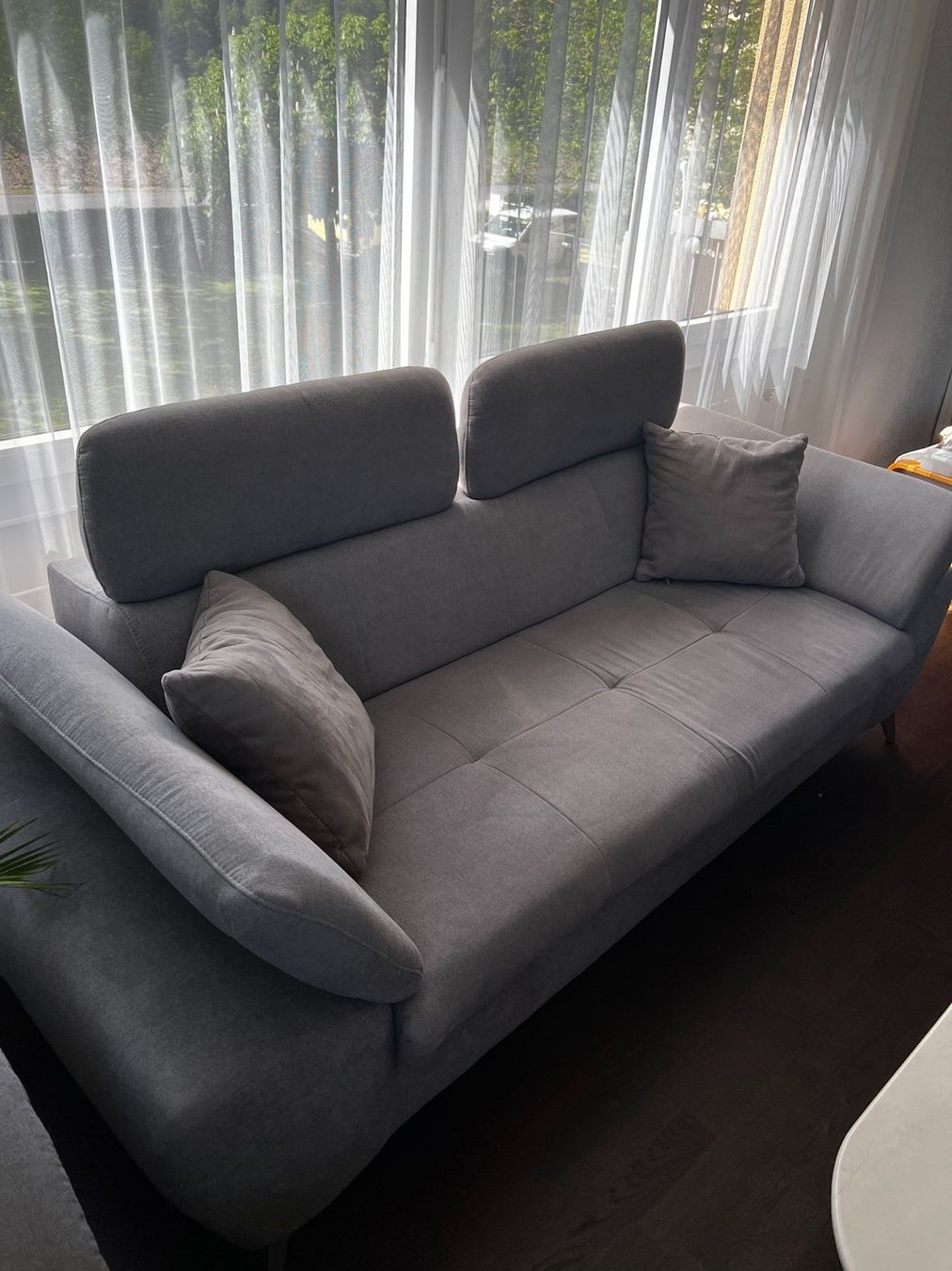 Divani: Modernes graues Sofa-Set 2x Sofa sehr gepflegt – Usato da Hinterkappelen venduto da Blunschi_1 3