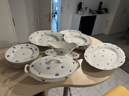 Vintage Porzellan-Service im Langenthal-Stil
