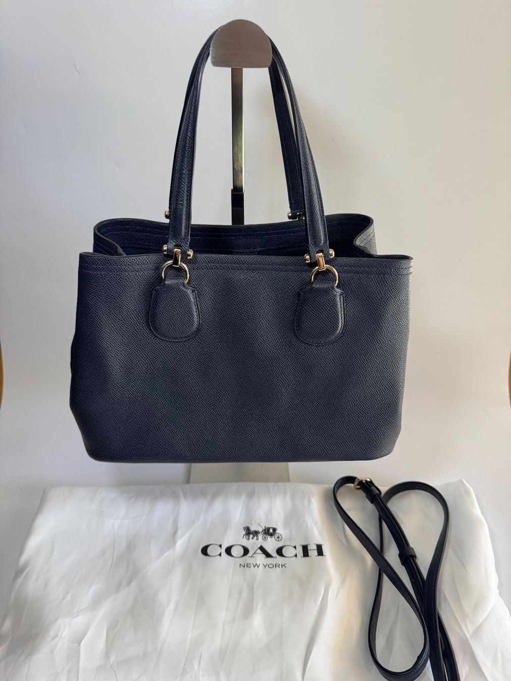 Coach Sacs femmes: Original Coach Handtasche Dunkelblau – D'occasion à Vionnaz par b_f_d_r_g 2