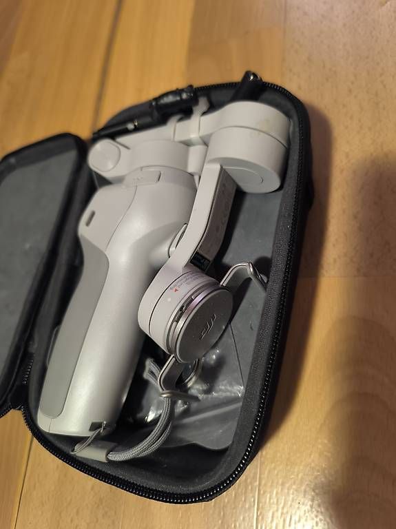 Wandhalterungen: Gimbal DJI OM4  – Gebraucht aus Estavayer-le-Lac von cht_55s8 2