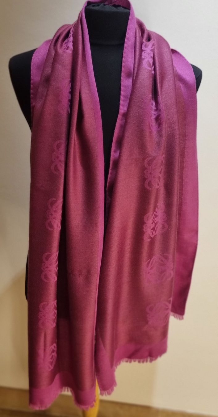 Loewe Foulard & Sciarpe: LOEWE Echarpe / étole femme – Usato da Borex venduto da mab_28bf 1