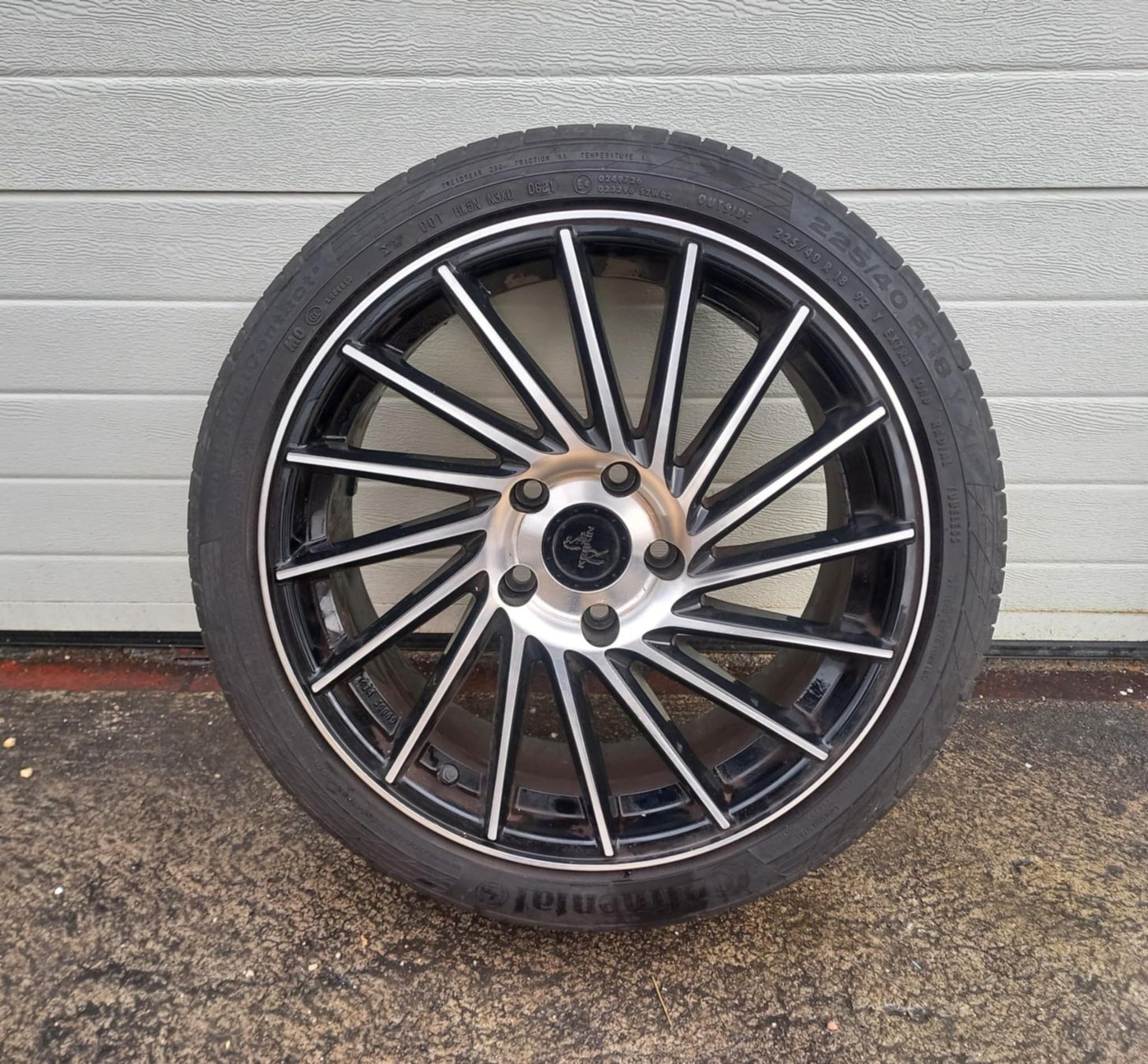BMW Pneumatici & Ruote complete: Ensemble de roues 225-40-18.Pour BMW – Usato da Moutier venduto da Hannibal20 1