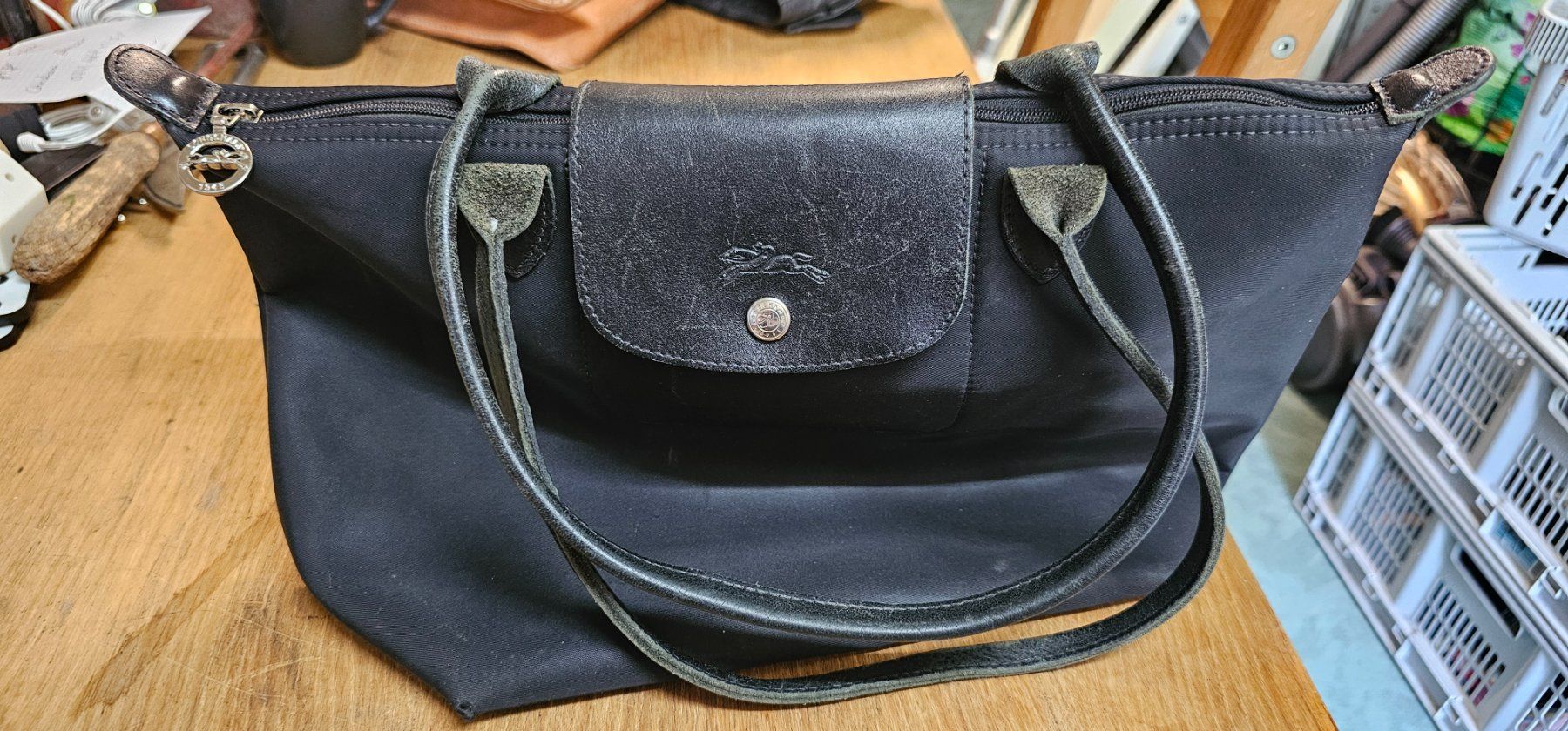 Longchamp Taschen für Damen: Handtasche Longchamp Le Pliage schwarz – Gebraucht aus Sins von sagitarius58 1
