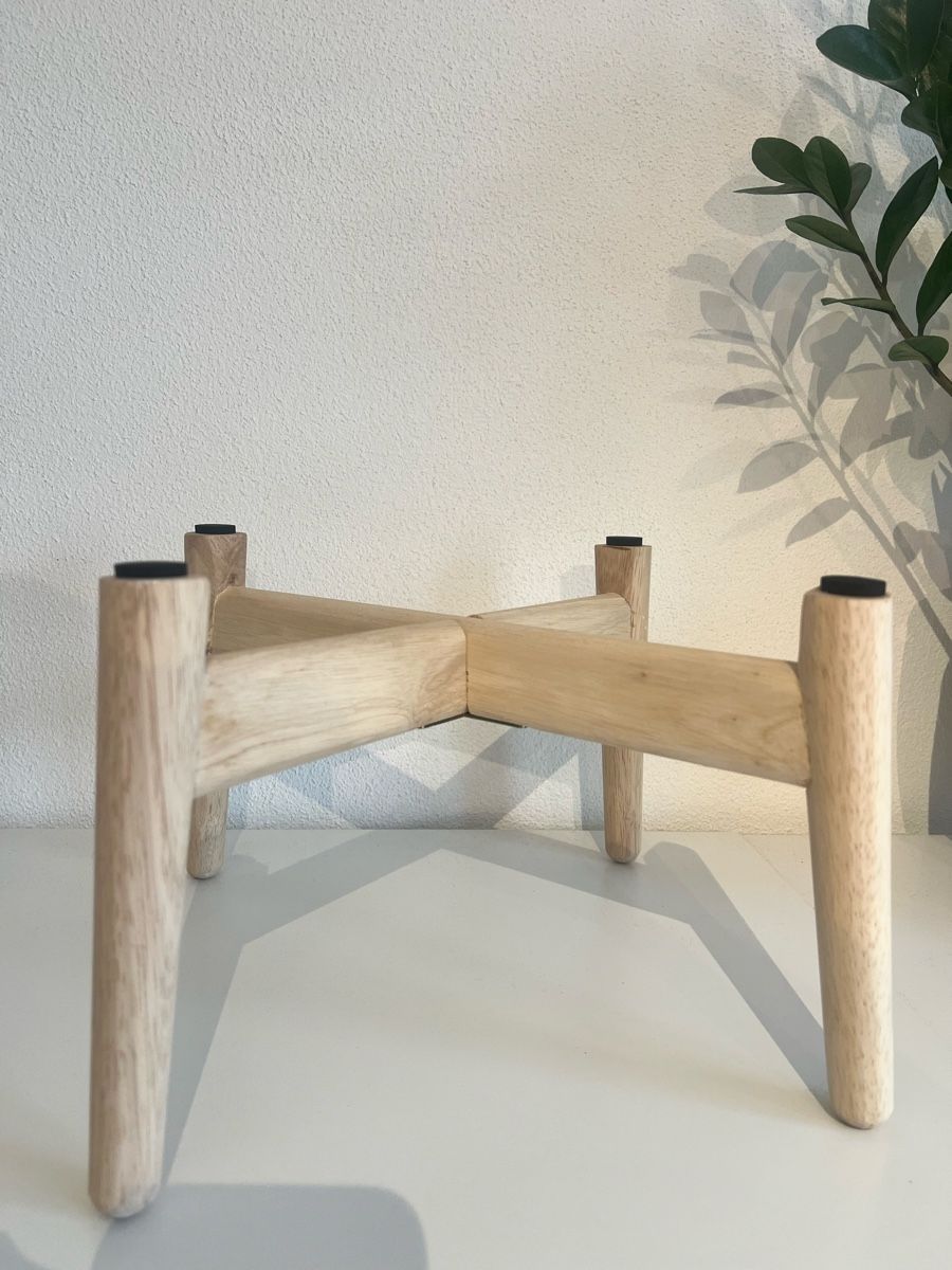 Autres décorations & accessoires: Pflanzenständer Holz hell, neuwertig – Neuf (Voir description) à Pfäffikon SZ par Gschmois26 1
