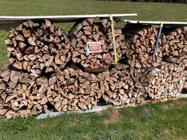 Zu Verkaufen: Hart und Nadelholz Holz per Ster.