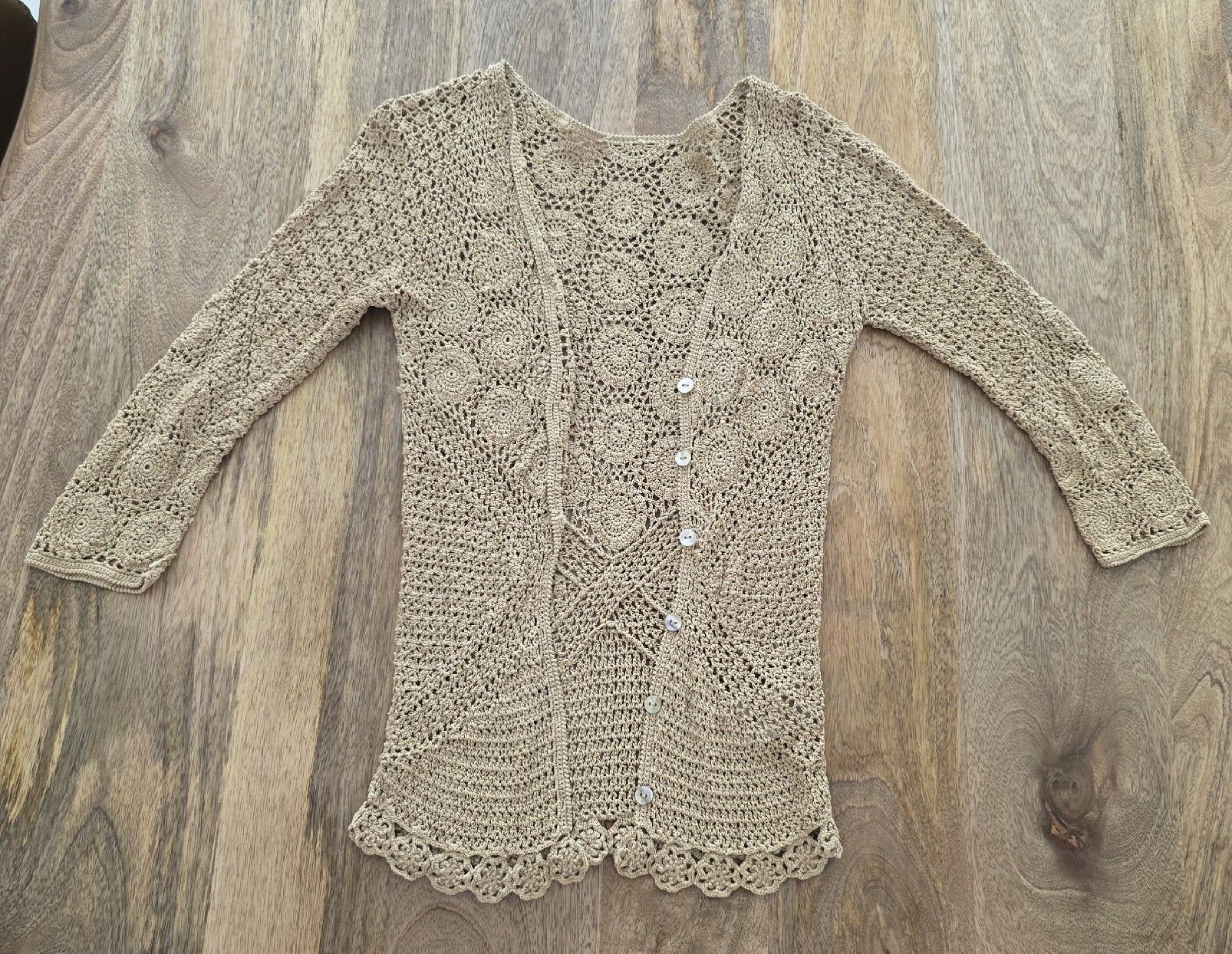 Giacche: Gehäkelte Sommer Strickjacke, Grösse XS, gebrauchte – Usato da Rheinsulz venduto da Gilea