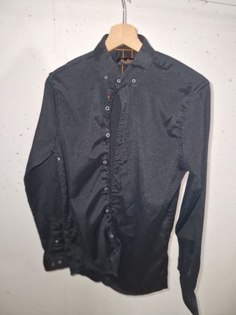Elegantes By Marco Premium Herrenhemd, Grösse M, Top Zustand