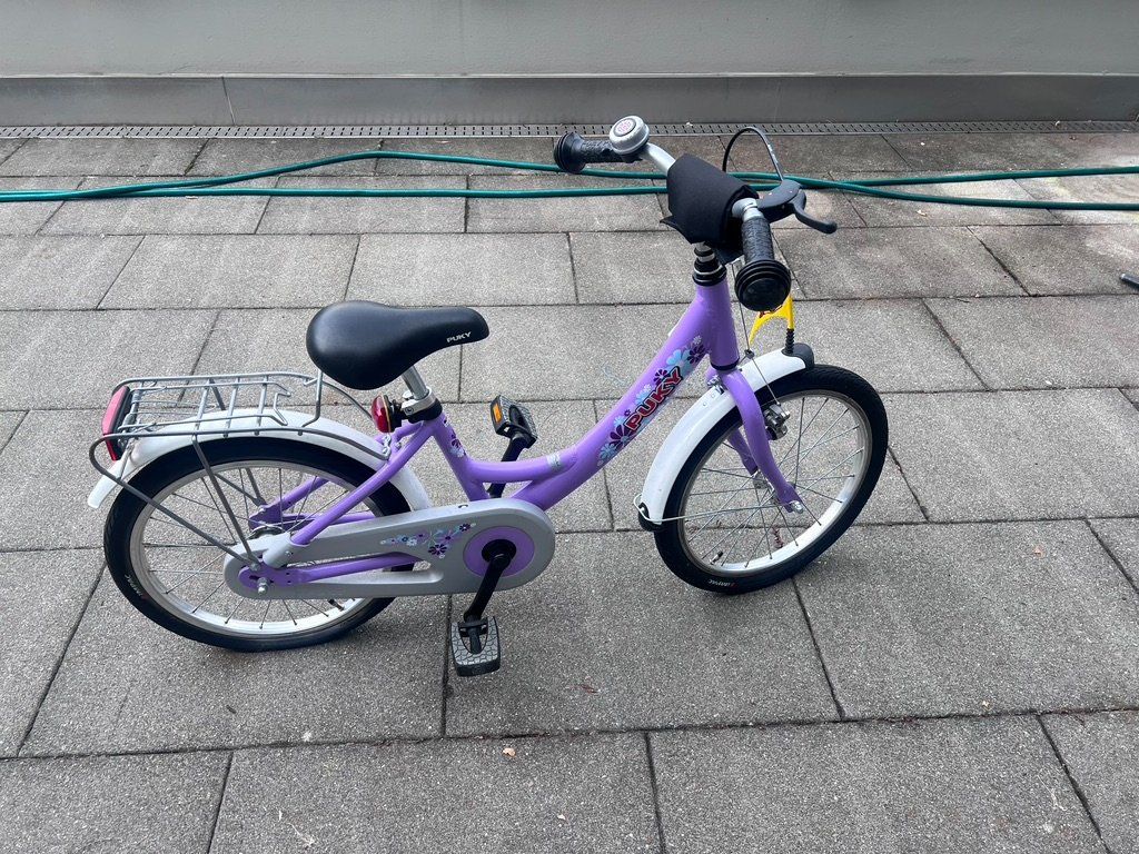 Puky Velos: Kinderfahrrad Puky 18'' – Gebraucht aus Merlischachen von allforsale 1