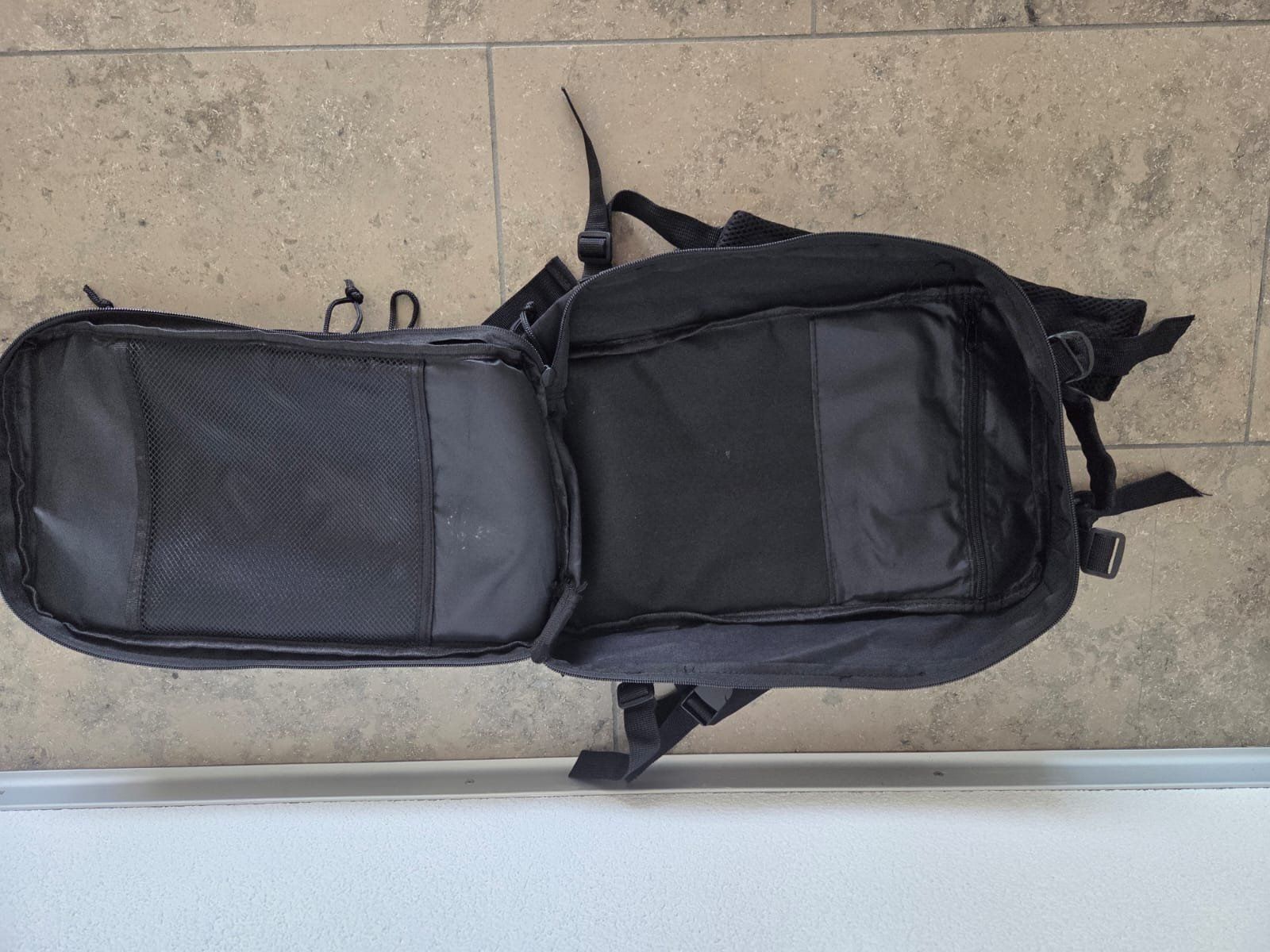 Zaini: Militär Day Bag Rucksack – Usato da Subingen venduto da Larsgi 2
