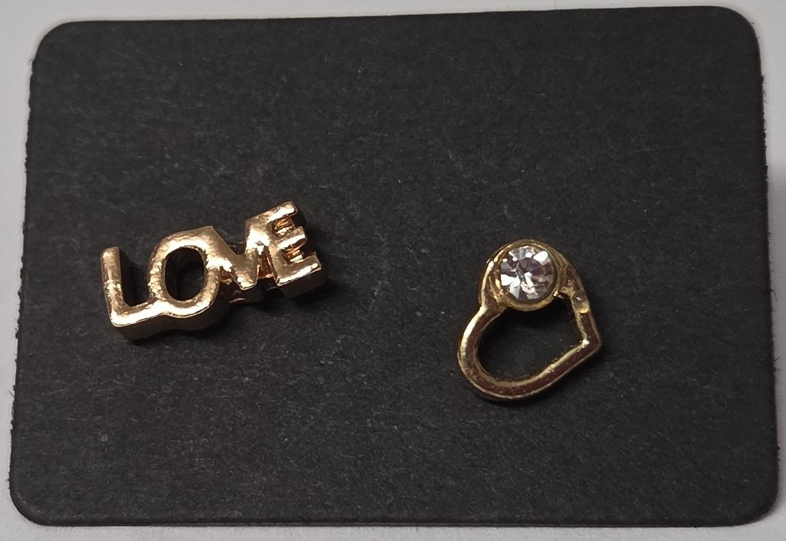 Ohrringe & -stecker:  Ohrstecker "Love" & Herz, Neu! – Neu (gemäss Beschreibung) aus Subingen von DENDLE20