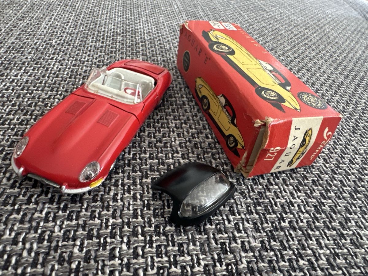 Tekno Modellini d'auto: TEKNO 927 Jaguar E mit OVP ab 39.- – Usato da Sennwald venduto da HARO-Import 2