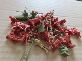 Airfi Plastikfiguren, Reiter, Soldaten, mit Boot, Leiter,...