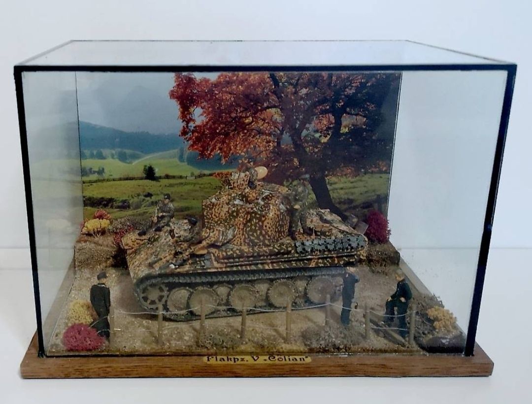 Kit di modellismo & Modellini statici: 1:35 Diorama "Deutscher Flakpanzer"   – Usato da Niederbipp venduto da kevintifu20