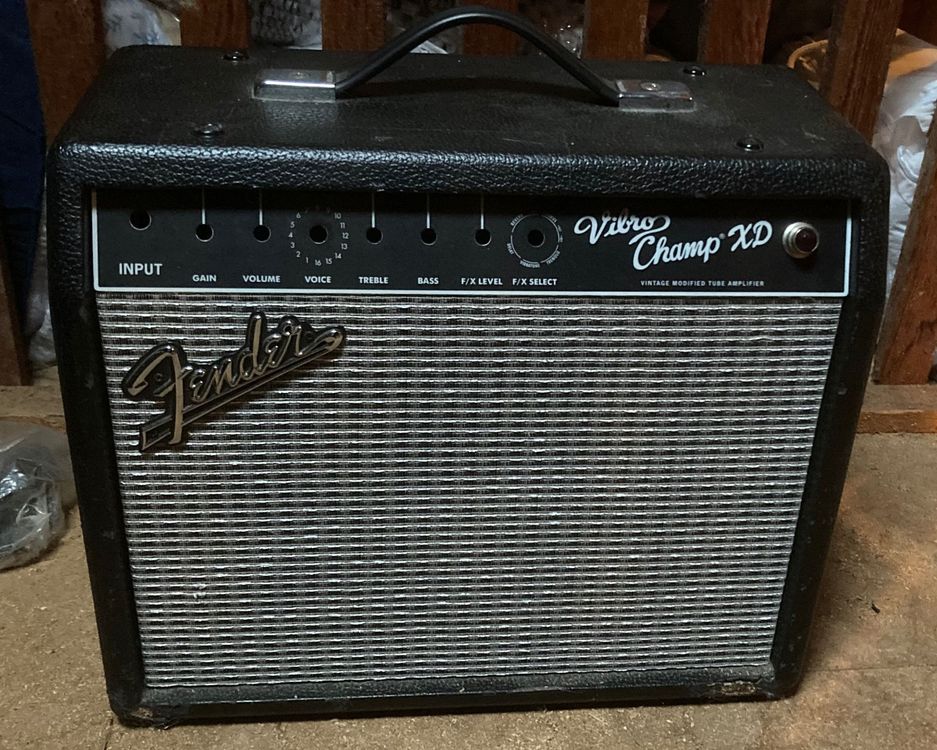 Fender Vibro Champ XD Kaufen auf Ricardo
