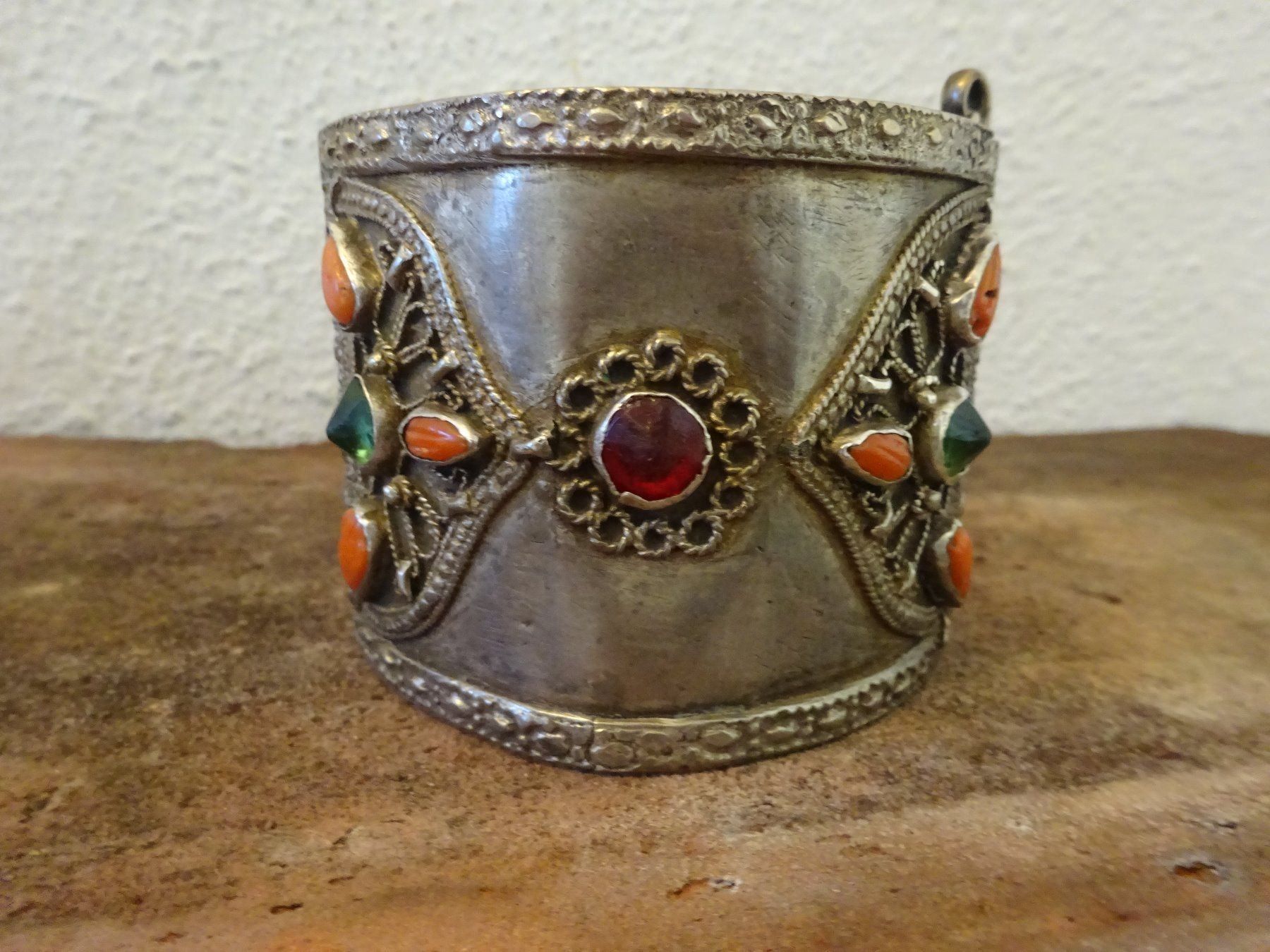 Bracciali & Braccialetti: Armreif Indien Koralle – Usato da Esslingen venduto da FetteSchnecke 3