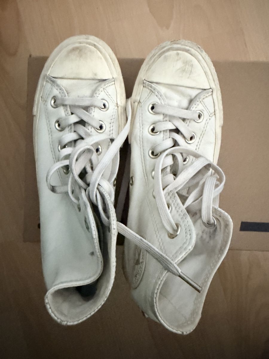 Converse Damenschuhe: CONVERSE BEIGE WEISS  – Gebraucht aus Winterthur von ala_yp6g