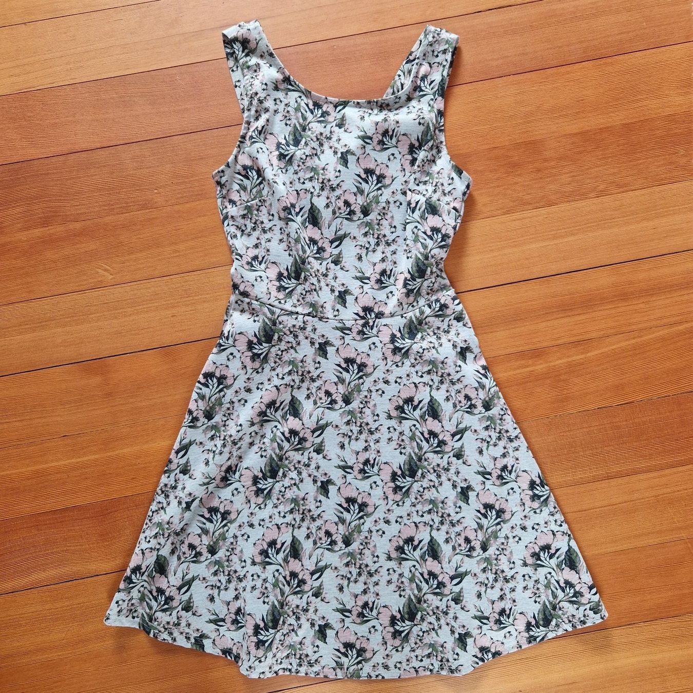 Vestiti: Kleid Gr. XS – Nuovo (secondo la descrizione) da Muttenz venduto da bebbi523