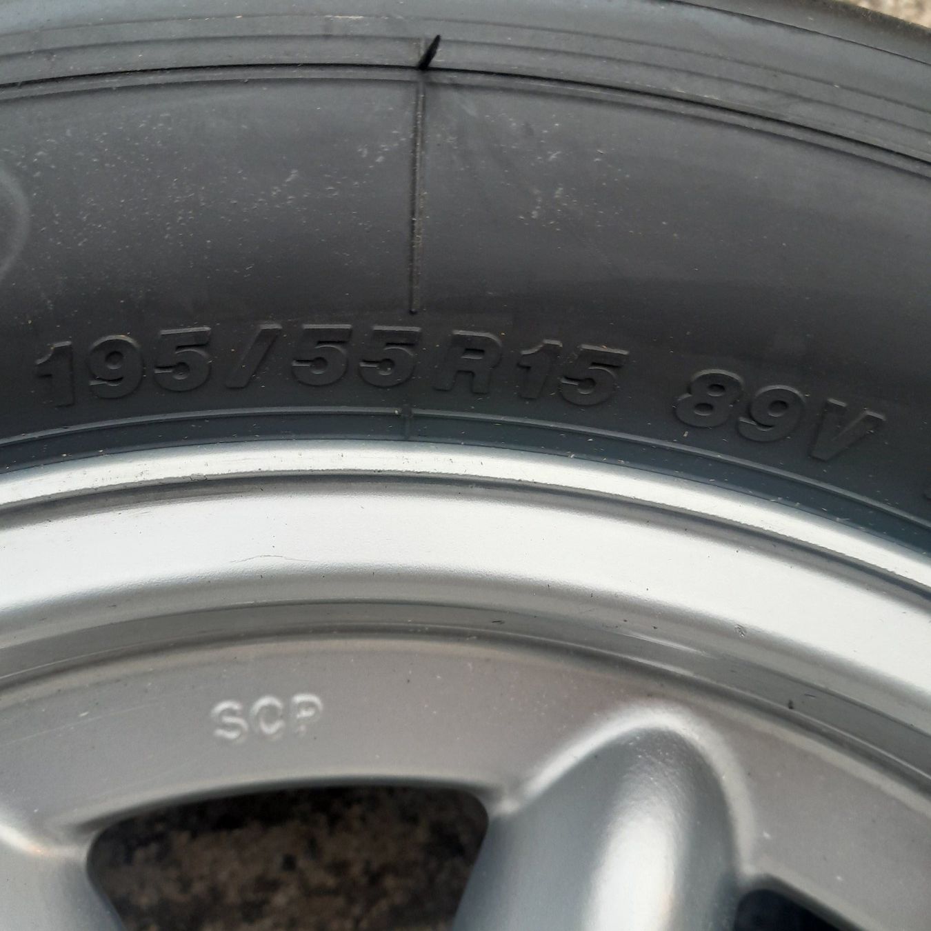 MG Cerchioni: Jantes Minilite pour MG, Triumph, Austin-Healey... – Usato da Cuarny venduto da Micro-tracteur 5