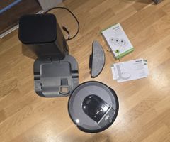 Roomba i8+