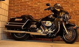 HARLEY-DAVIDSON FLHTC Electra Glide Classic ABS