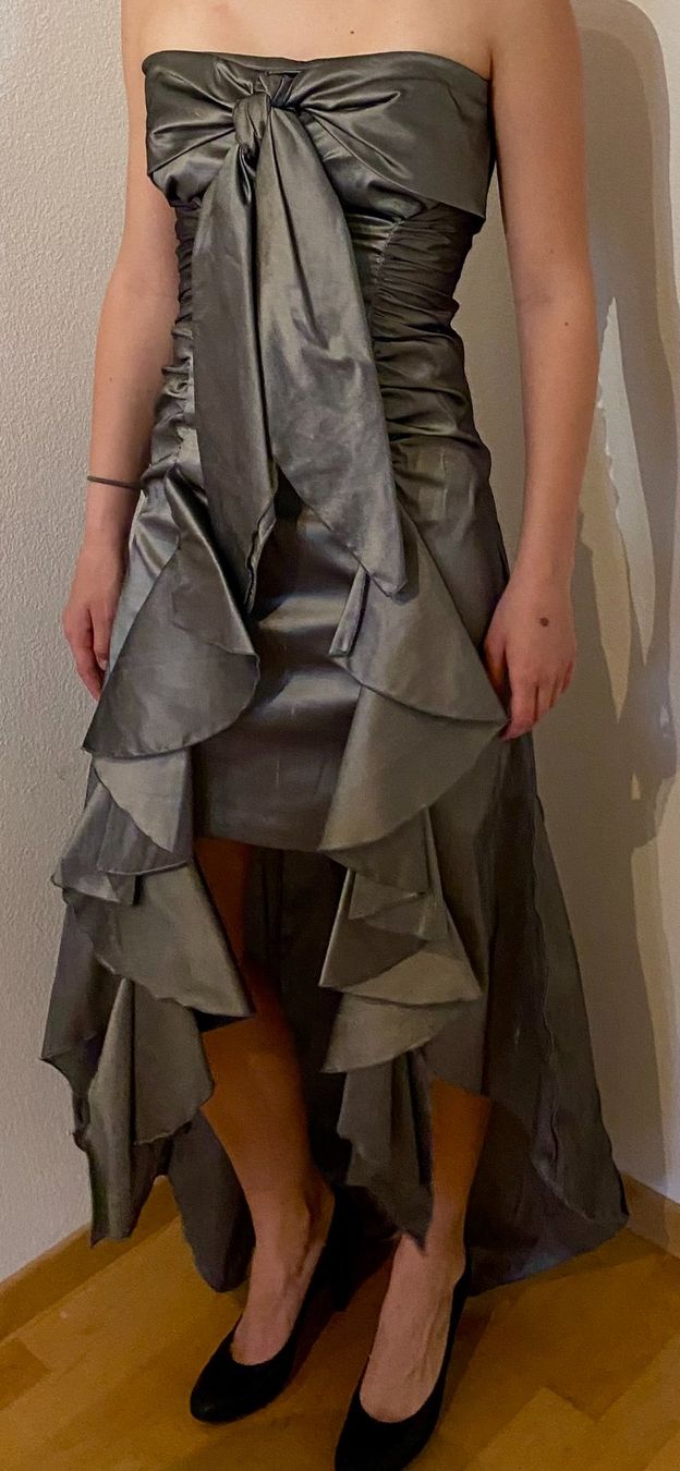 Robes: Abend-/Ballkleid – D'occasion à St. Gallen par and_8c5r