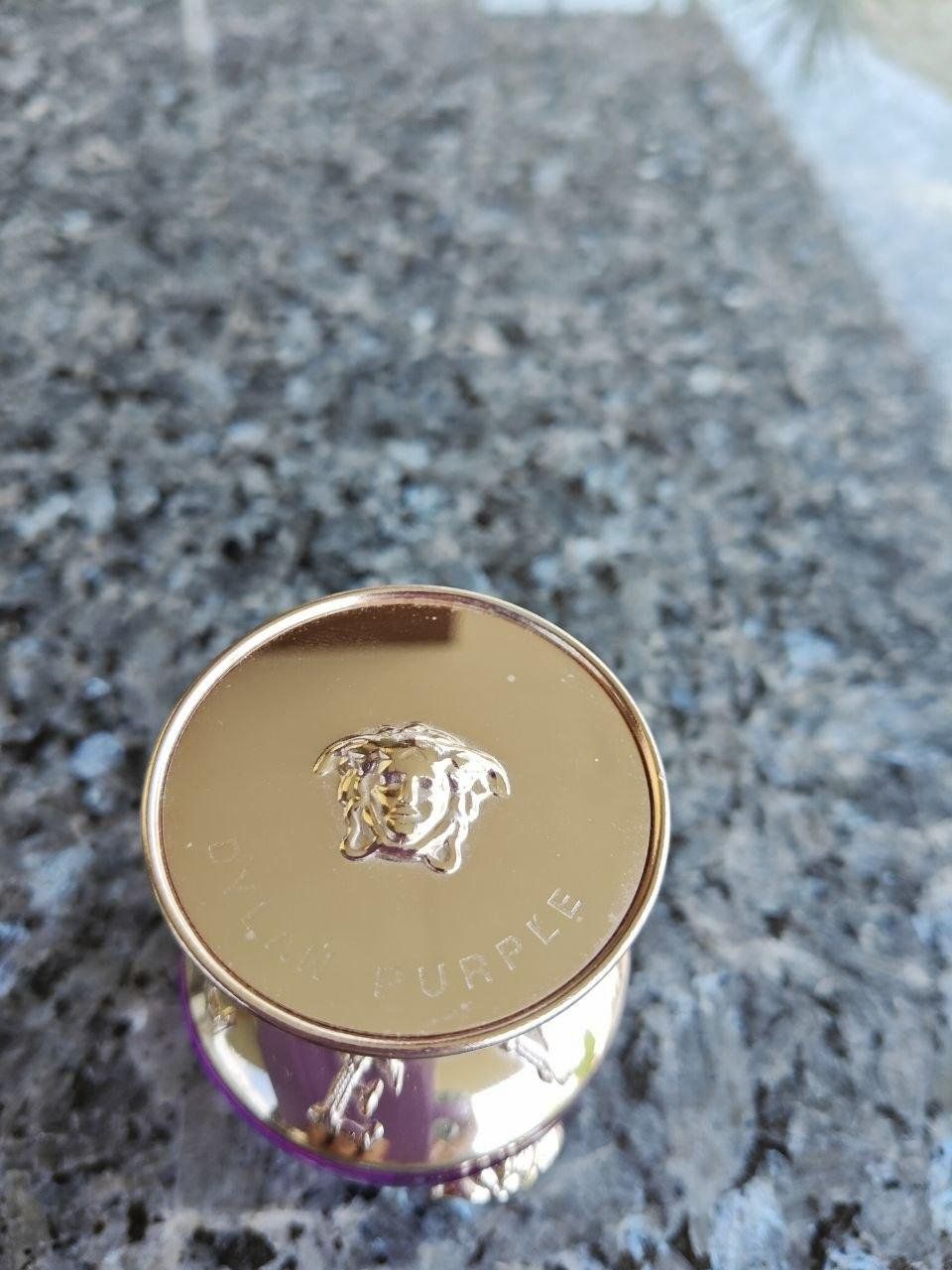 Versace Parfum & Eau de Toilette: Dylan Purple von Versace EDP 30 ml – Gebraucht aus Losone von Sonnenbrille1 1