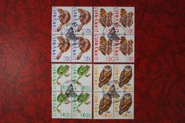 1995:876-879  Et. mit Gummi