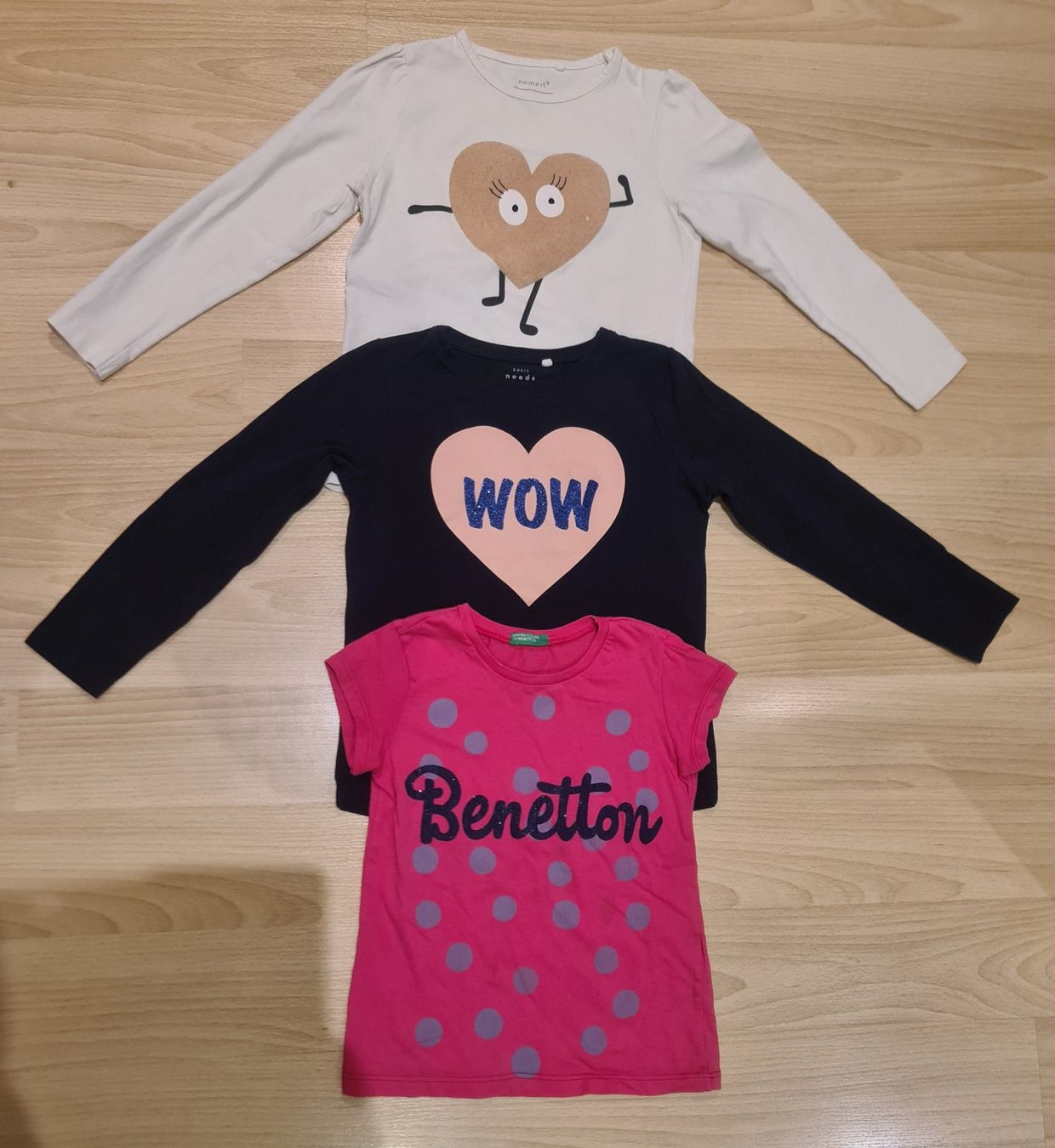 Benetton Lotti & Set di vestiti: Süsses Kinderkleider 3er-Set – Usato da Fehraltorf venduto da Sumin