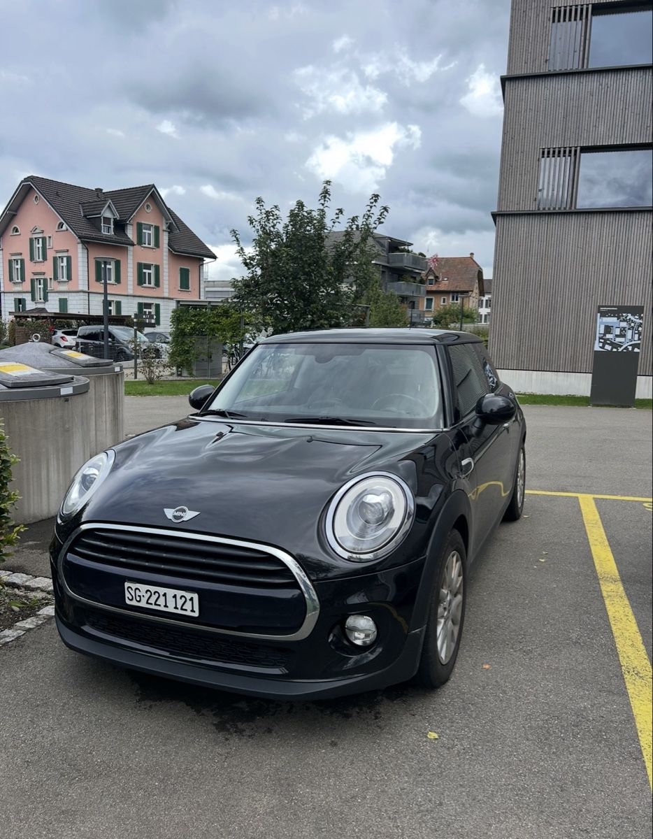 Mini Autos: Mini Cooper, Schaltwagen – D'occasion à Tübach par Laba1990 4