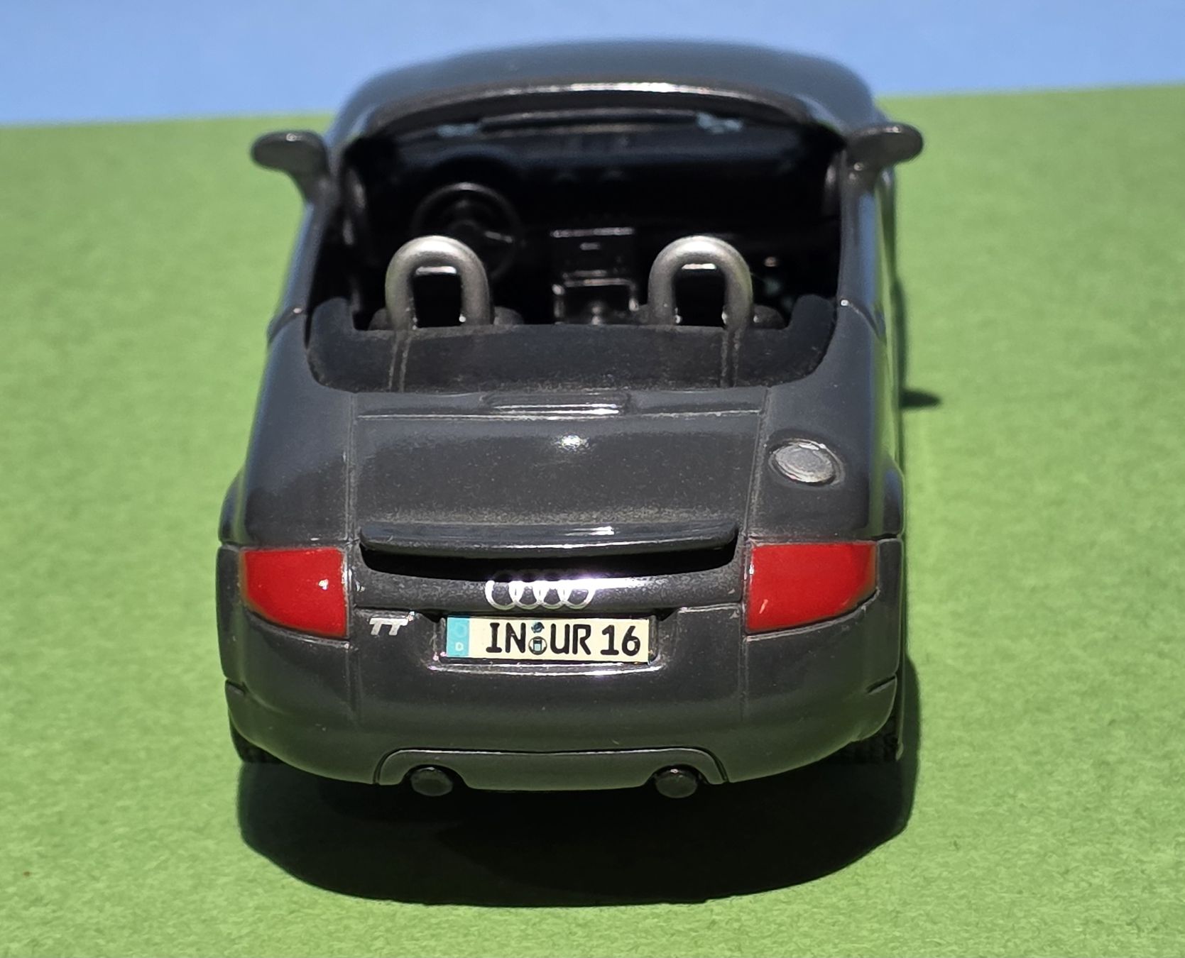 Modellini d'auto: 1:43 Modellautos Audi Citroën – Usato da Burgdorf venduto da MIDICLORIAN 7