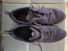 Wanderschuhe blau