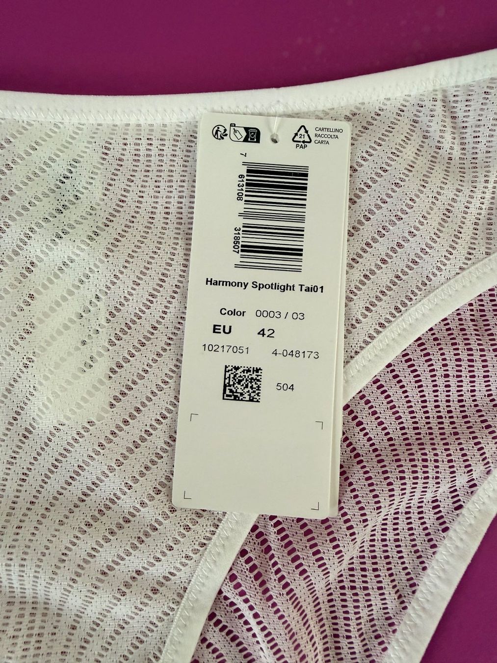 Triumph Sonstige Unterwäsche: TRIUMPH, Tai HARMONY SPOTLIGHT, Grösse 42, Farbe Weiss – Neu und originalverpackt aus Rudolfstetten von gst_g7xl 1
