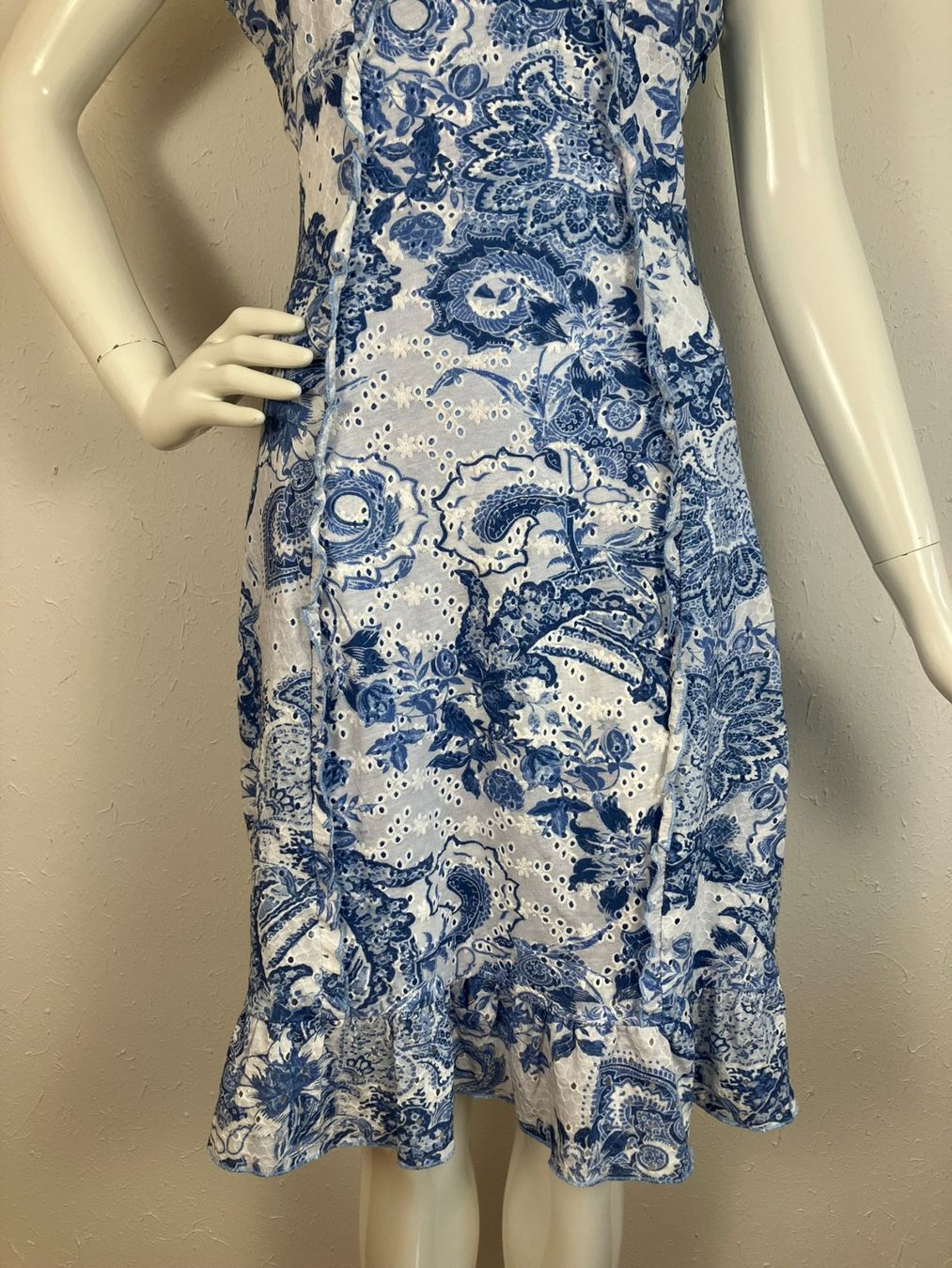 Guess Kleider: GUESS Sommerkleid Gr.M – Gebraucht aus Laupen ZH von kar_lfz6 1