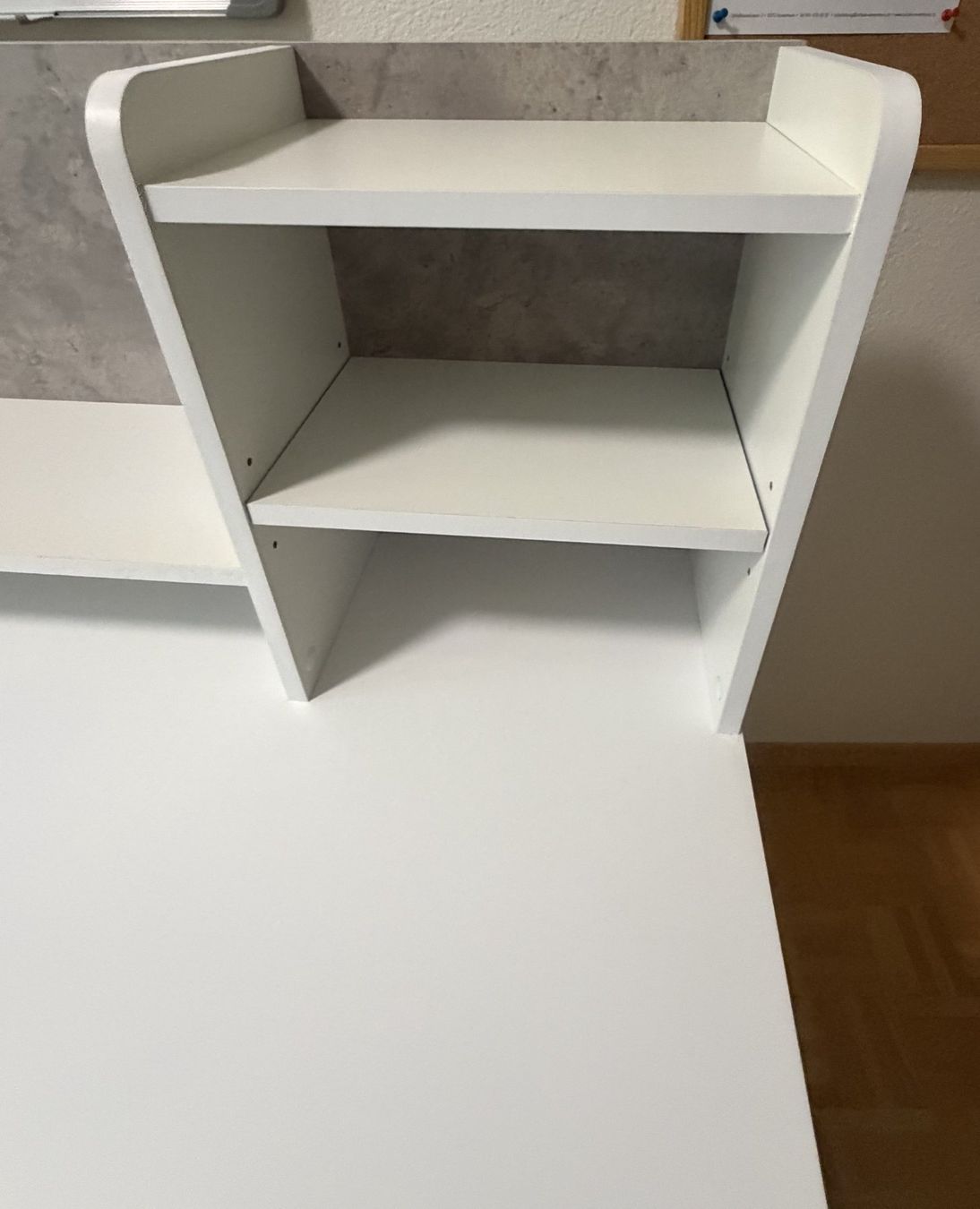Conforama Schreibtische: Schreibtisch weiss/grau mit Stauraum – Gebraucht aus Ennetmoos von berg2011 5