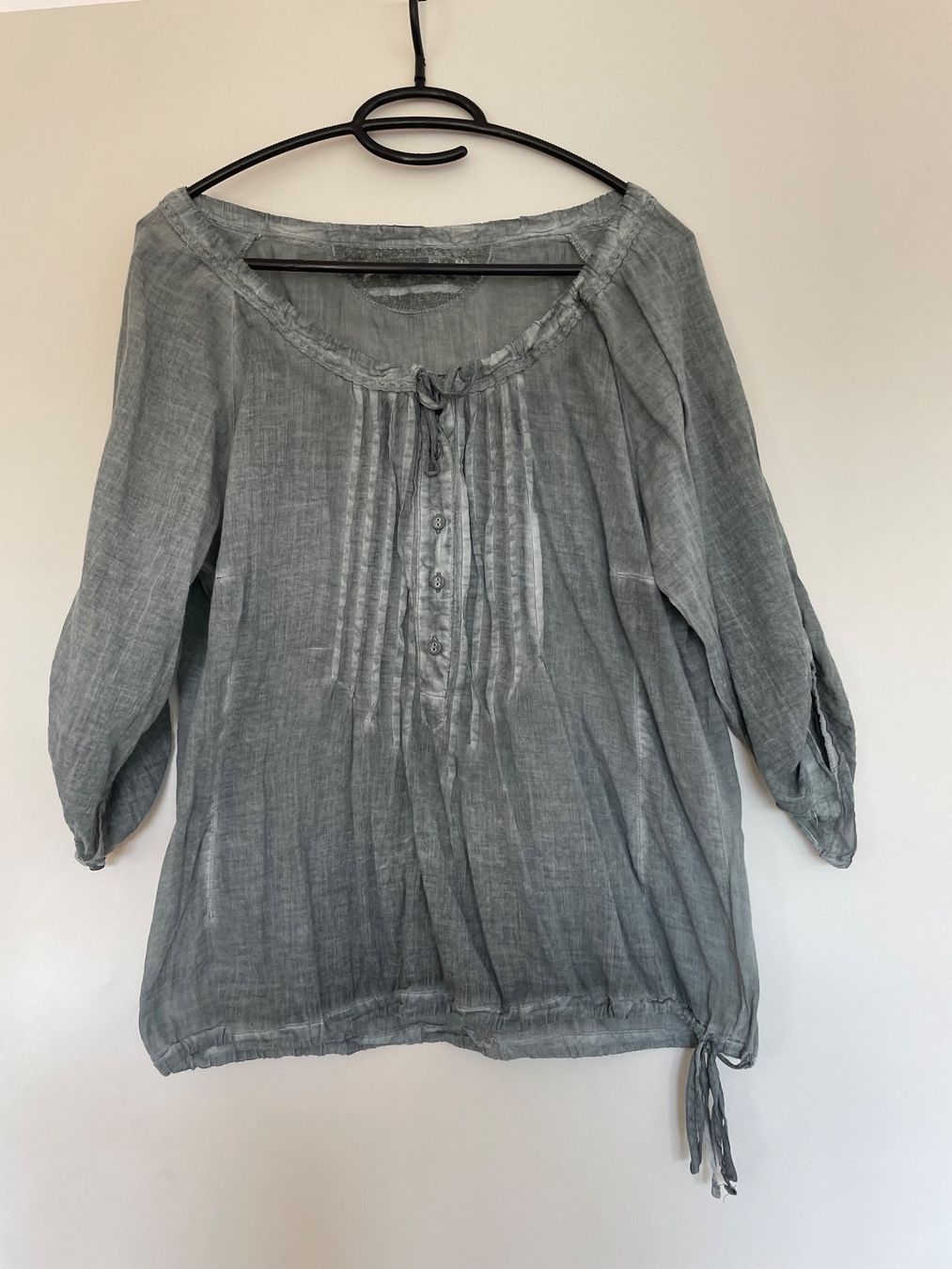 Nile Camicette: NILE graue Bluse Gr. M – Usato da Unterentfelden venduto da mar_kg6w
