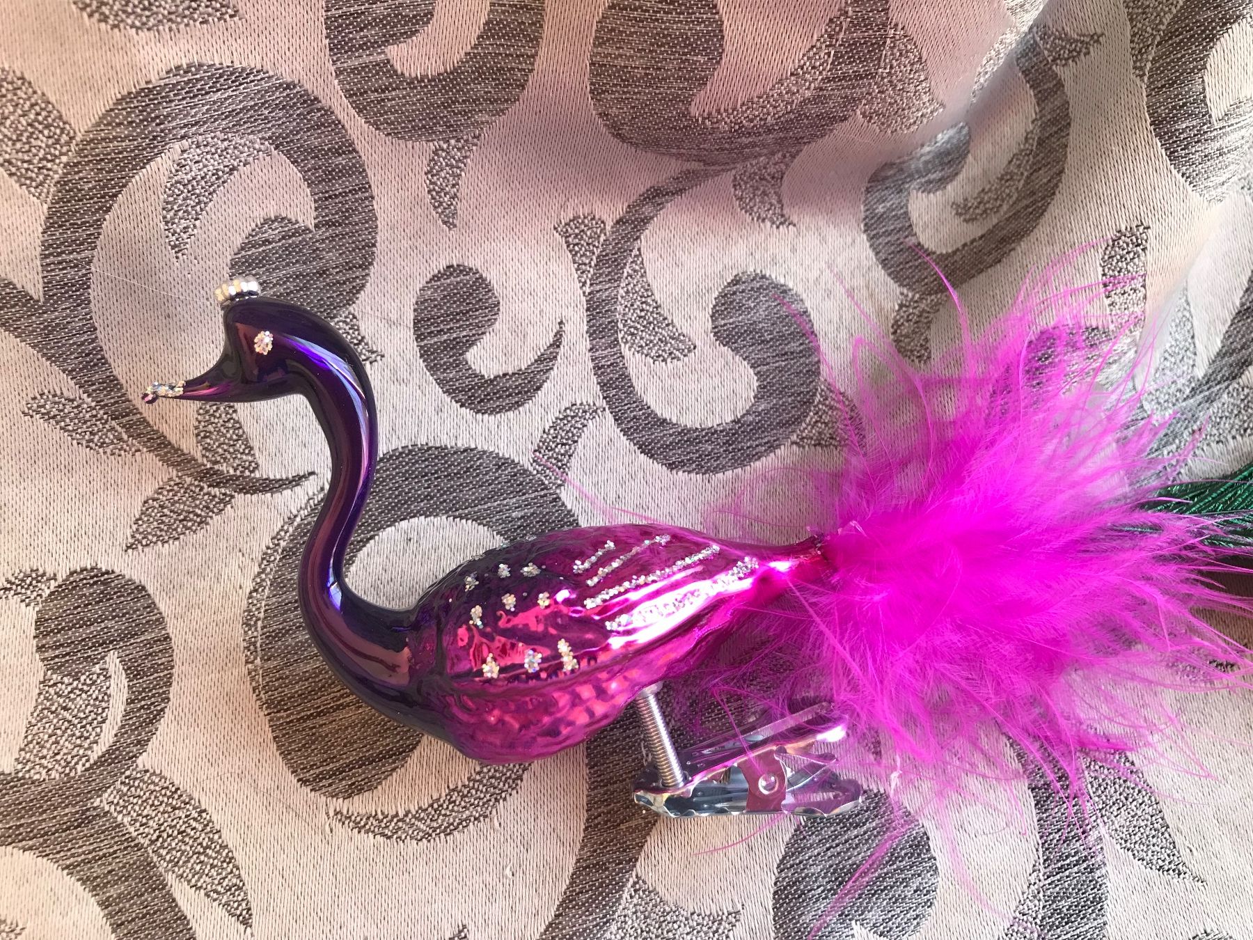 Alle Dekorationen: Pfau pink Vogel Christbaumschmuck – Neu und originalverpackt aus Alpnach Dorf von marvo 1
