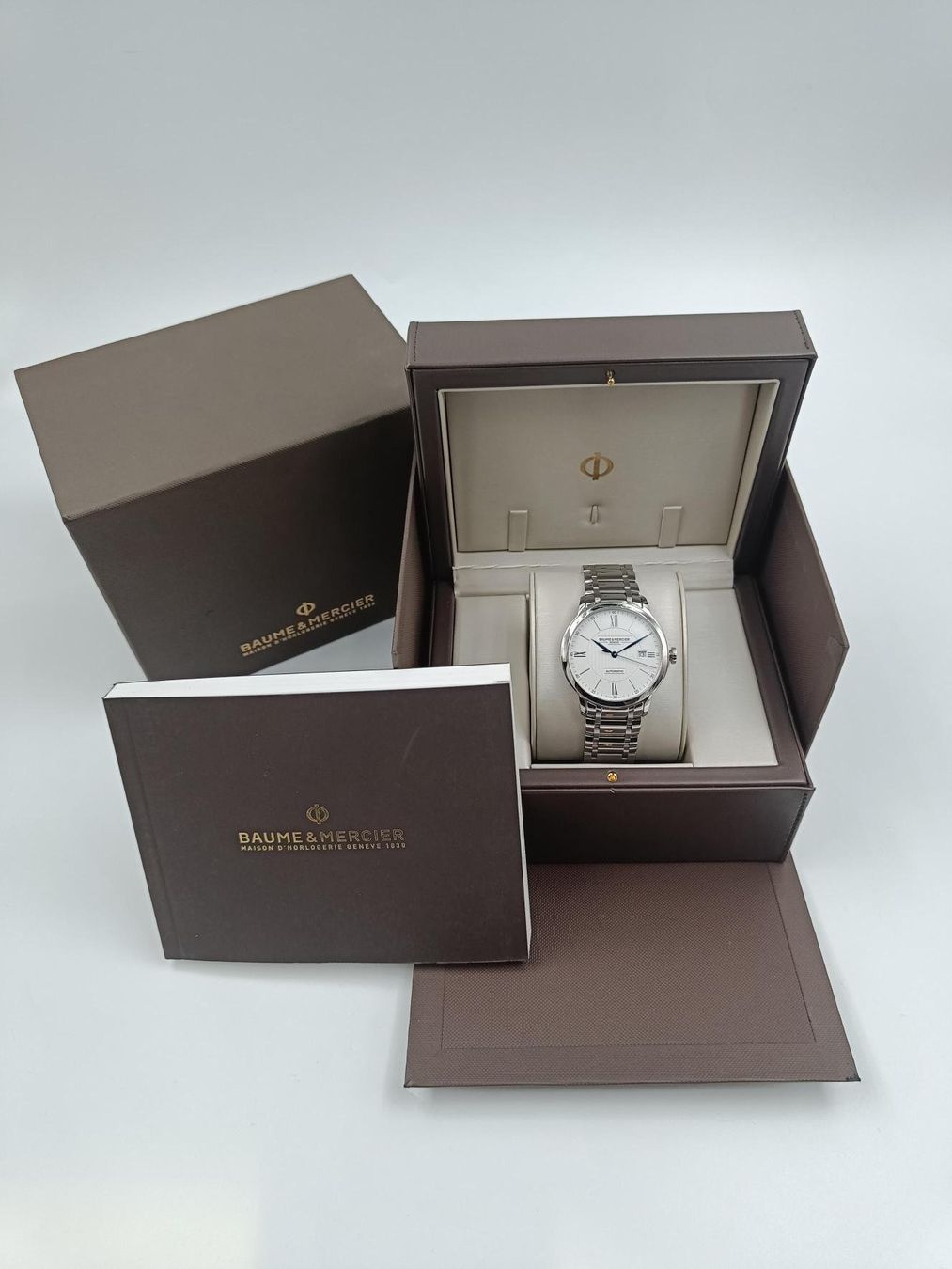 Baume & Mercier Orologi: BAUME & MERCIER " CLASSIMA", 40 MM – Nuovo (secondo la descrizione) da Luzern venduto da EdiGem 1